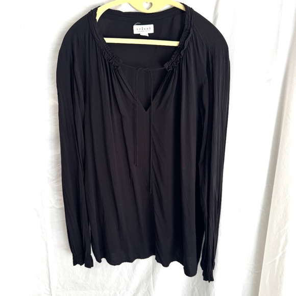 Velvet by Graham & Spencer - Black Peasant blouse - Picture 1 of 12